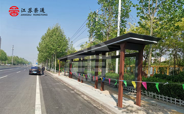 山東新一披仿古公交候車亭上崗，讓城市大放異彩