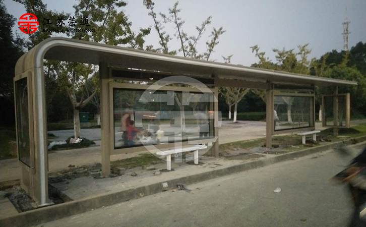 智能候車亭廠家任重道遠(yuǎn)，產(chǎn)品符合市場需求